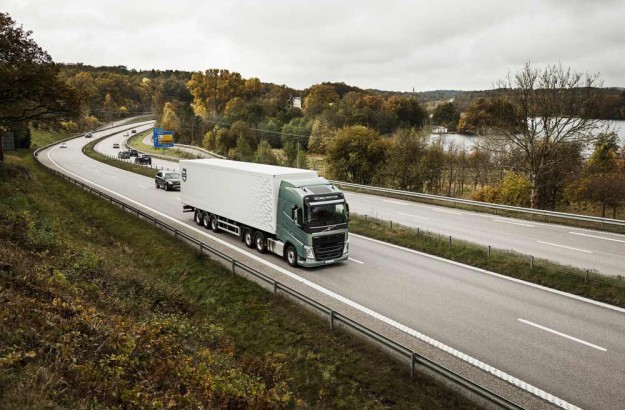 volvo-trucks-umrezeni-kamioni-on-line-istrazivanje-servis-2015-proauto-03