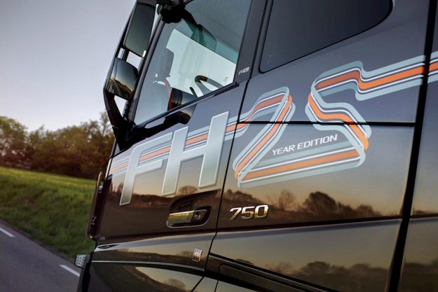 kamioni-volvo-trucks-volvo-fh-25-year-special-edition-2018-proauto-02