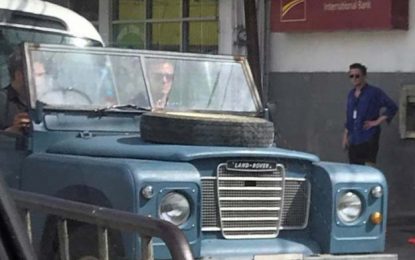 James Bond vozi Land Rover