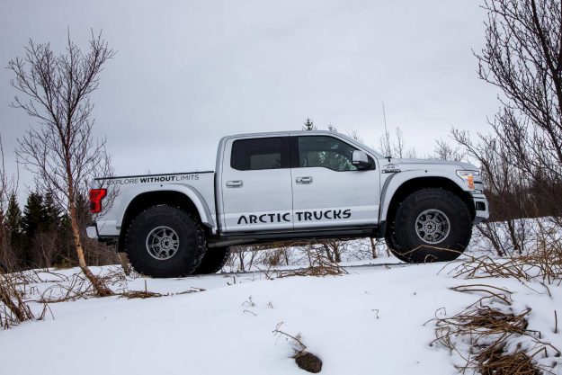 tuning-arctic-trucks-ford-f-150-at44-i-gume-nokian-hakkapeliitta-44-2020-proauto-06