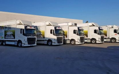 Volvo Trucks i ICA Sweden sarađuju na alternativnim transportnim rješenjima – voziće na biogas i na struju